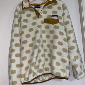 Women’s Patagonia pullover